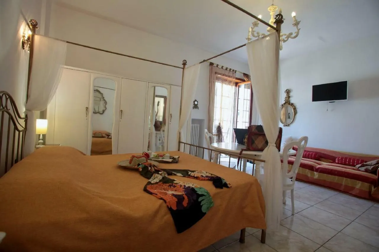 Zo. Ne. Baroque B&B Lecce Frühstückspension